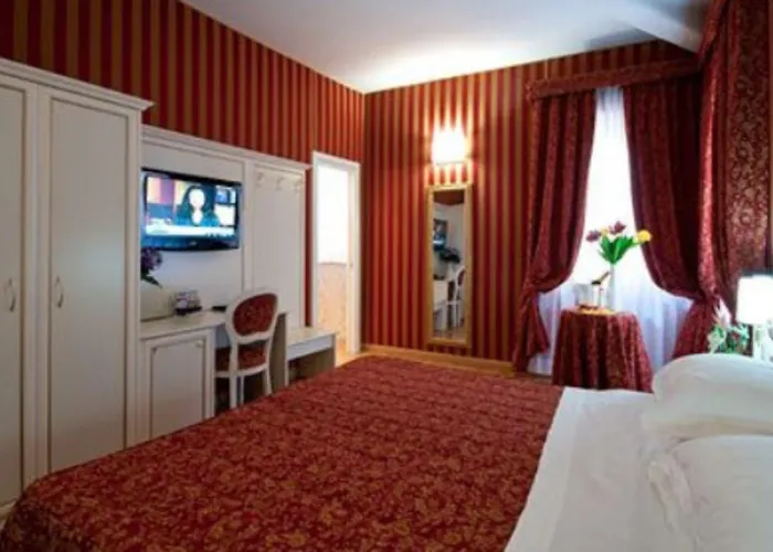 Trevi 41 Otel
