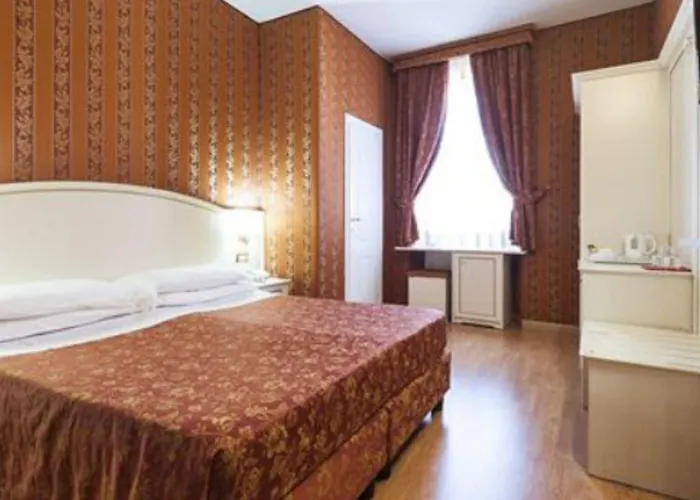 Trevi 41 Otel Roma