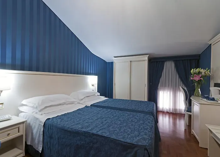Otel Trevi 41